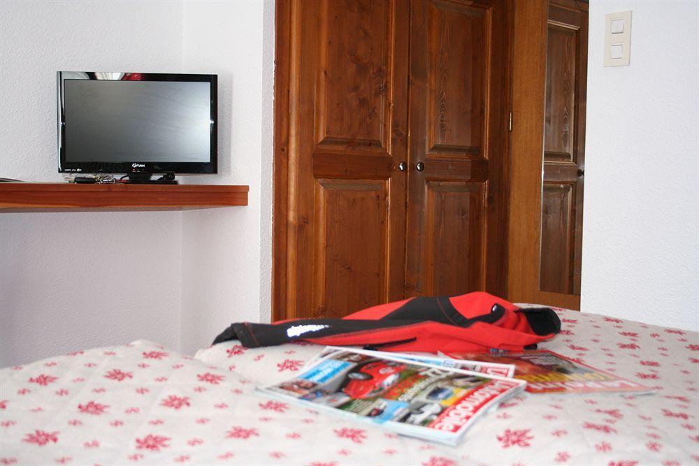 Hotel Le Chamois Logis Molines-en-Queyras Zewnętrze zdjęcie