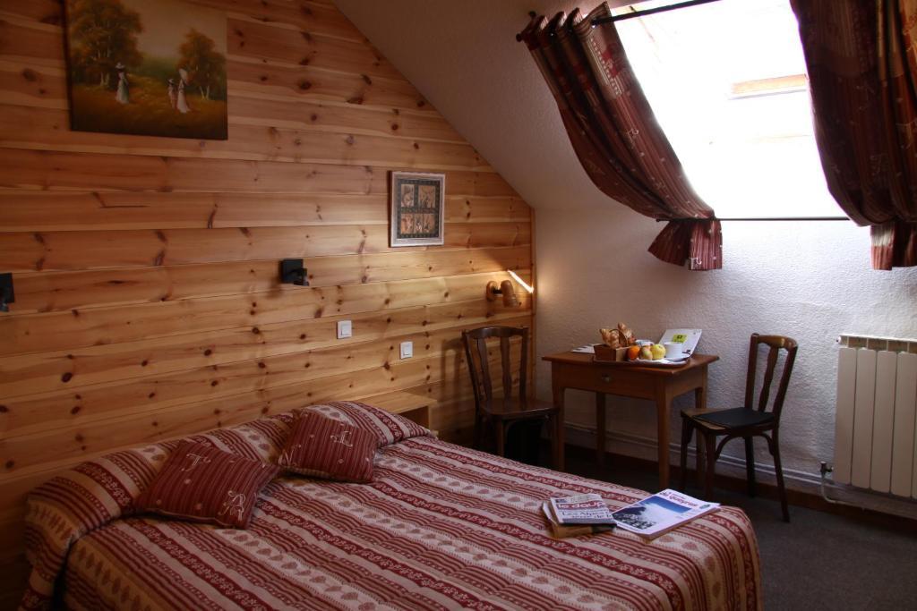 Hotel Le Chamois Logis Molines-en-Queyras Pokój zdjęcie
