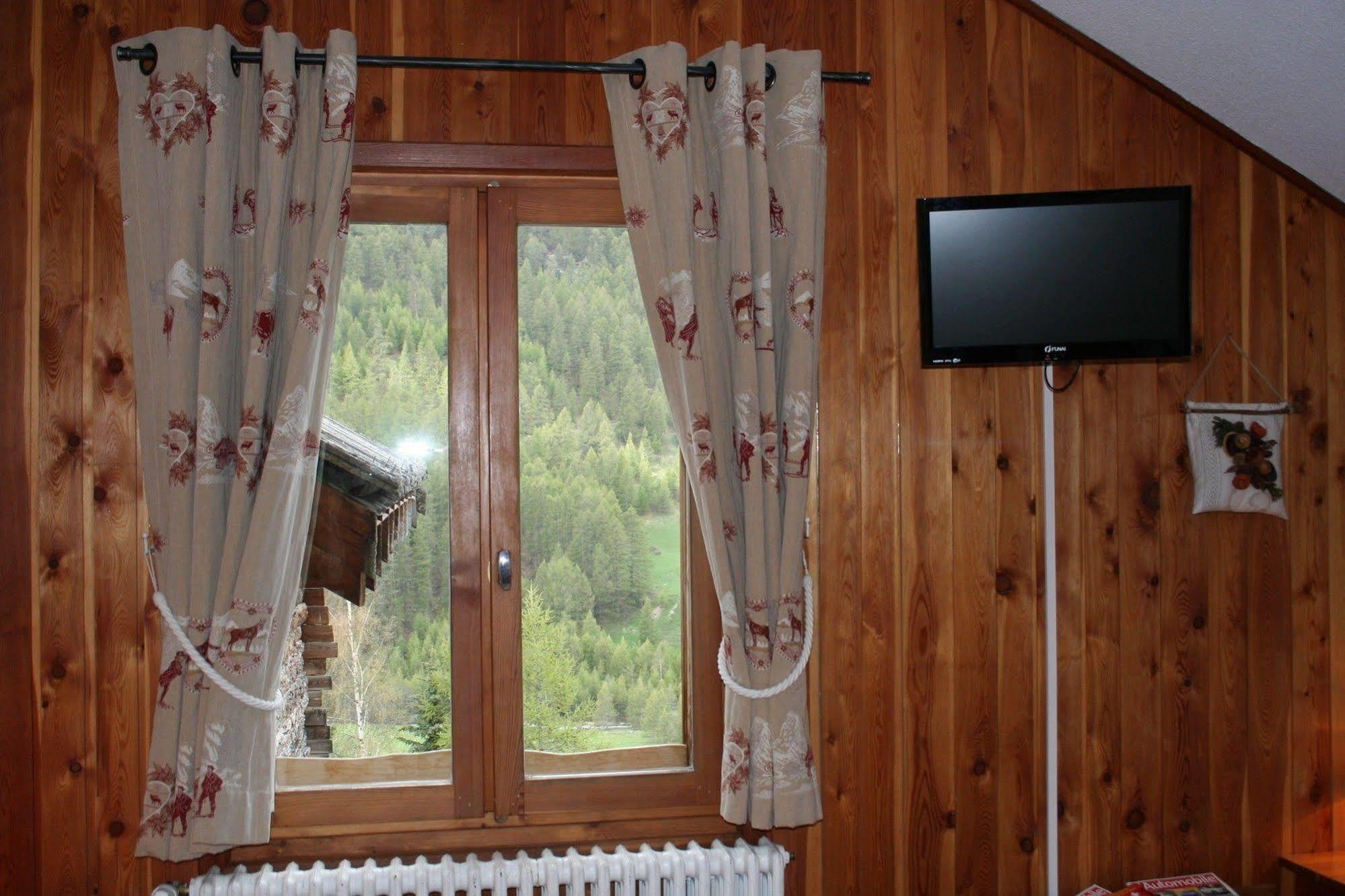 Hotel Le Chamois Logis Molines-en-Queyras Zewnętrze zdjęcie