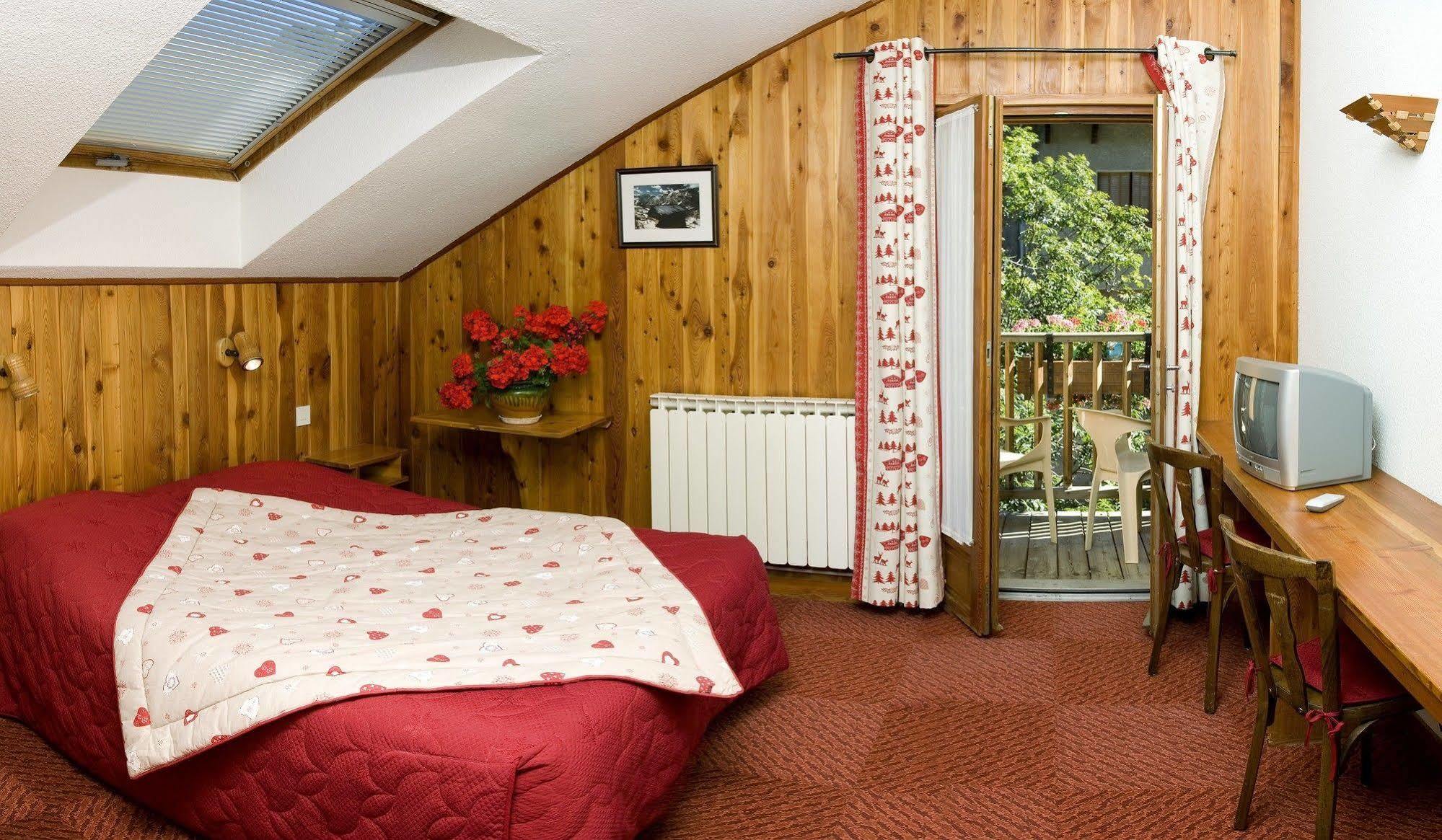 Hotel Le Chamois Logis Molines-en-Queyras Zewnętrze zdjęcie